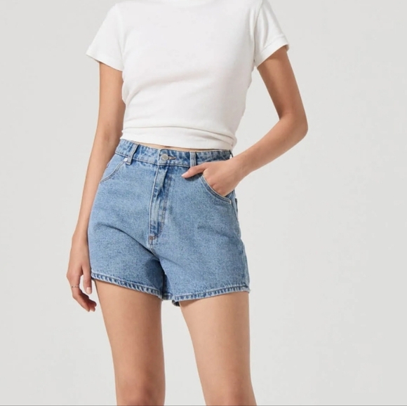 ROLLA'S Pants - Rolla's Mirage Short - Jenna Blue High Rise Loose Fit Denim Shorts, Size 29 / AU